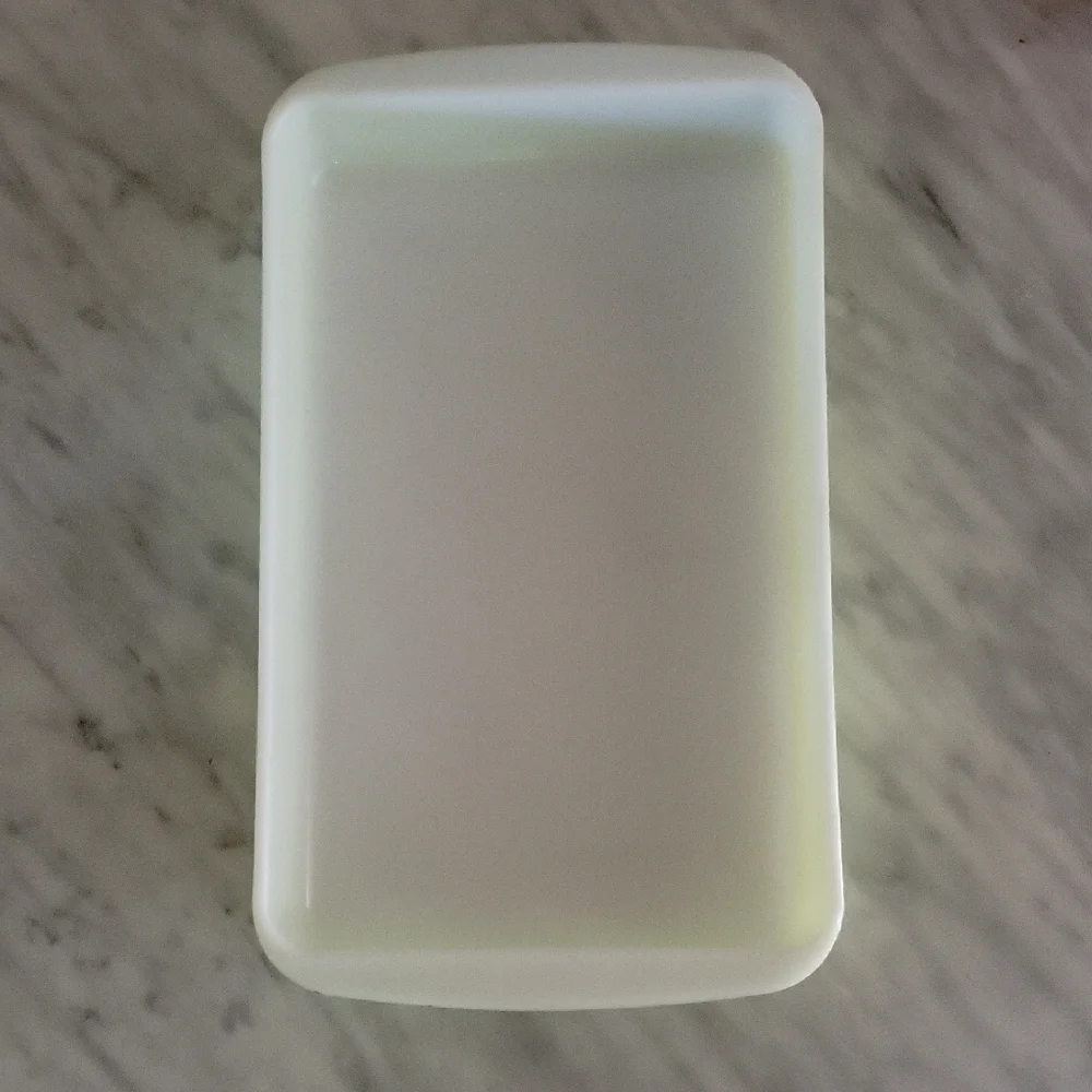 Vintage Pyrex 232 Lime Green 2 Quart Casserole Baking Dish
